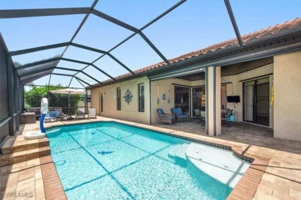 Multi ESTATES modern home